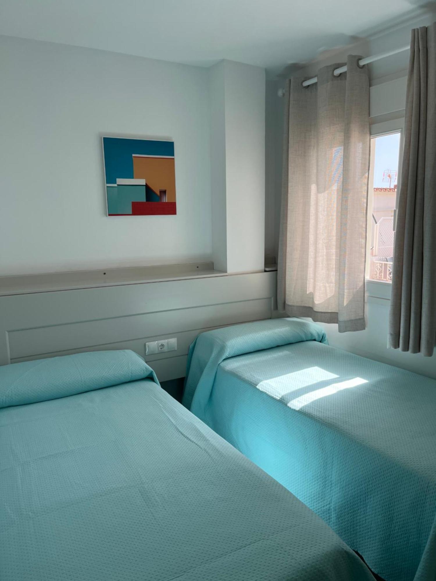 Apartamentos La Proa توريمولينوس المظهر الخارجي الصورة
