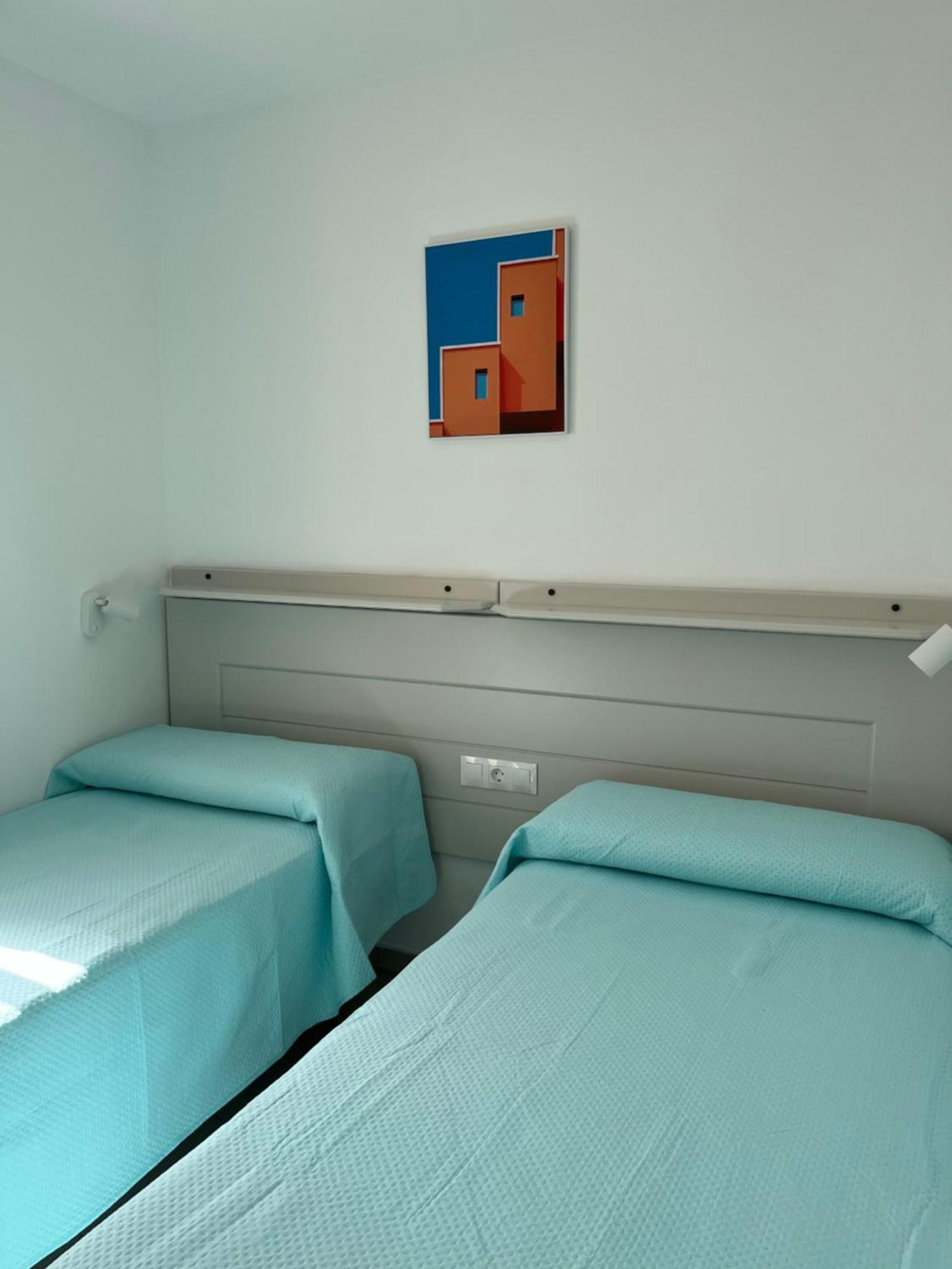 Apartamentos La Proa توريمولينوس المظهر الخارجي الصورة