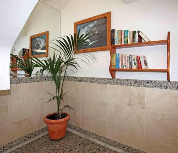 Apartamentos La Proa توريمولينوس المظهر الخارجي الصورة